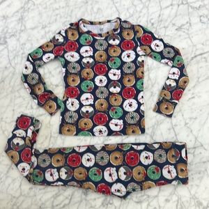 GAP Holiday Donut Pajamas 🎄🍩